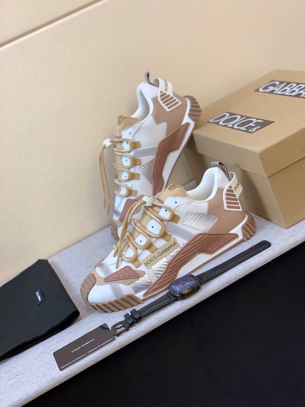 D*G sneaker